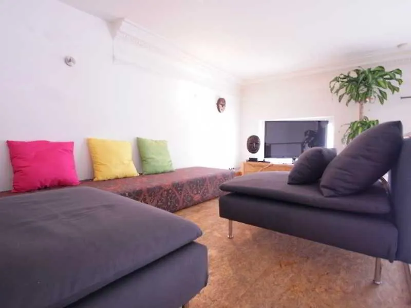 St Boniface Apartments إيكسلس
